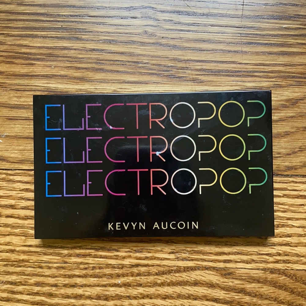 Kevyn Aucoin Electropop Pro Eyeshadow Palette
